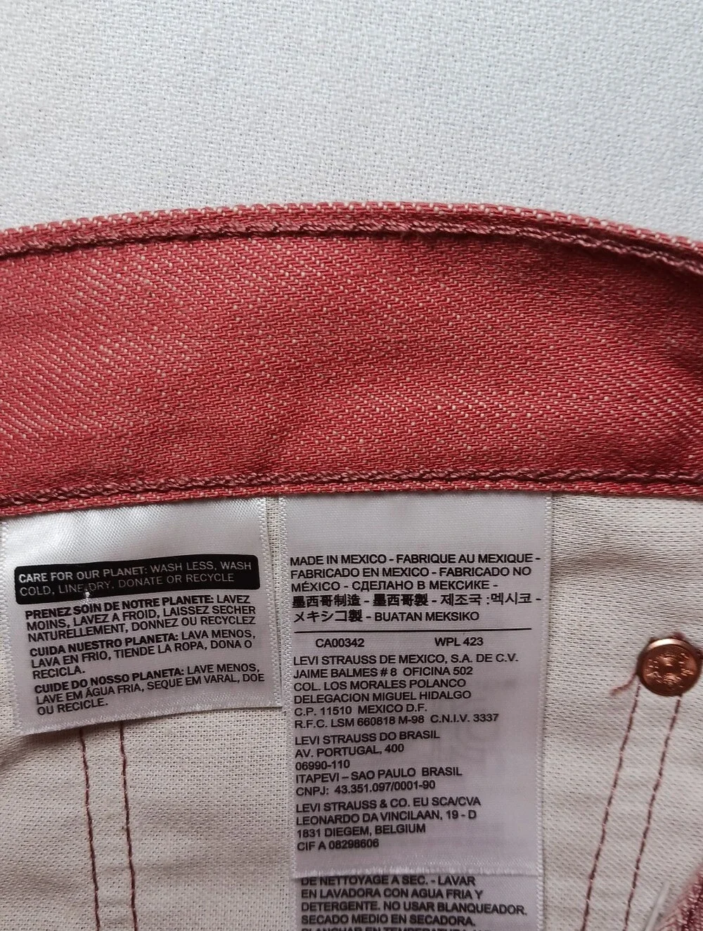 Levi's 501 Mens White Oak Cone Denim Jeans 33X32 Coral NWT Button Fly